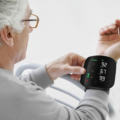 HealthTrack Monitor